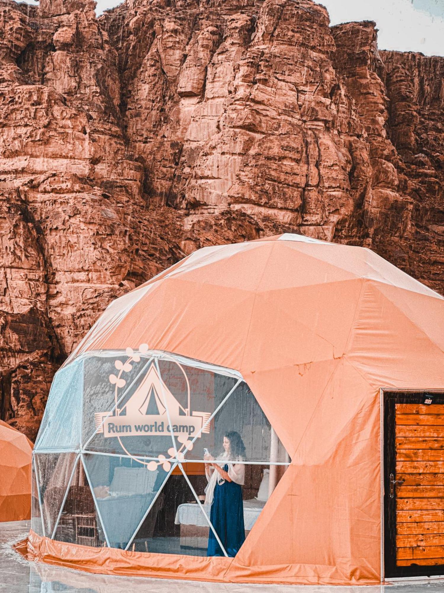 Rum World Bubble Luxury Camp Wadi Rum Eksteriør billede