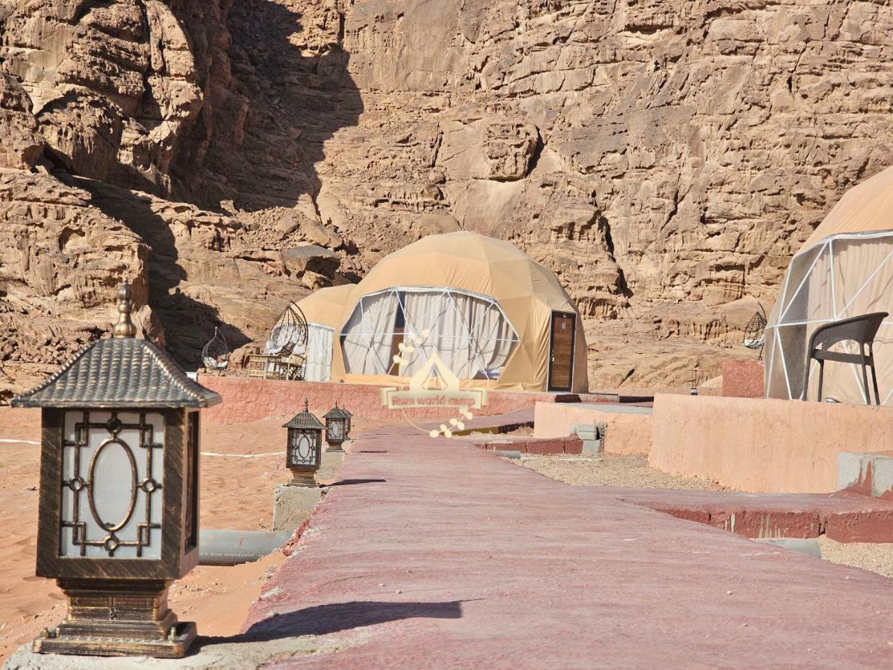 Rum World Bubble Luxury Camp Wadi Rum Eksteriør billede